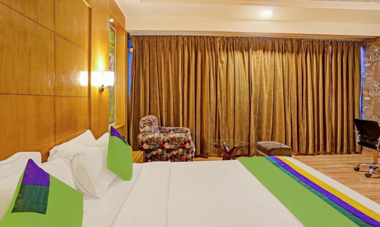 Treebo The Royal Cm, 4 Km From City Palace Jaipur Exterior photo